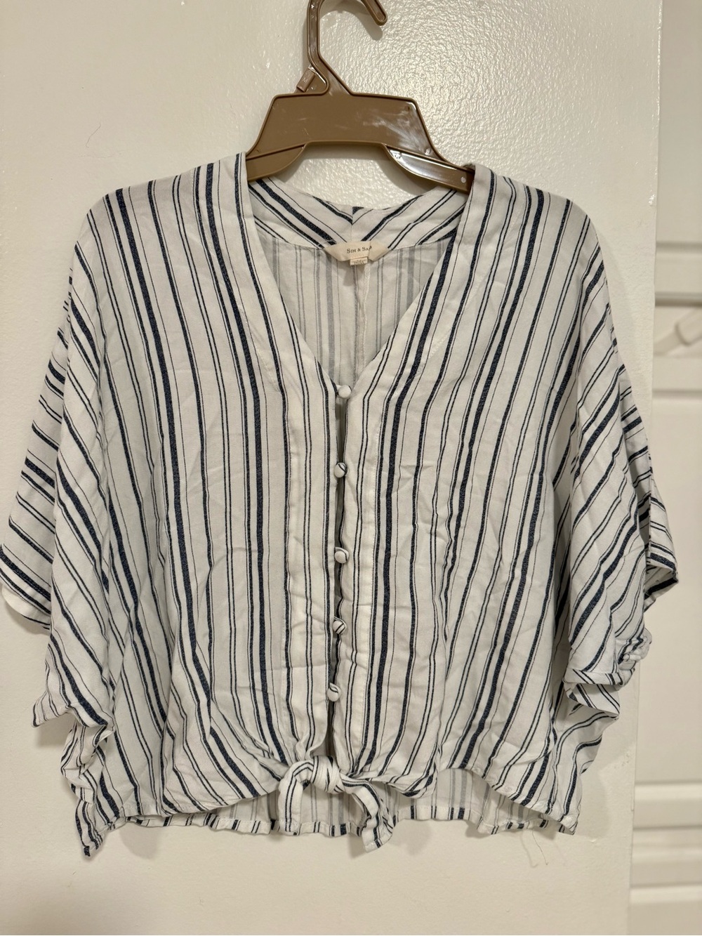 SIM & SAM - Striped Button-Front Tie-Hem Top - White & Navy - Size M